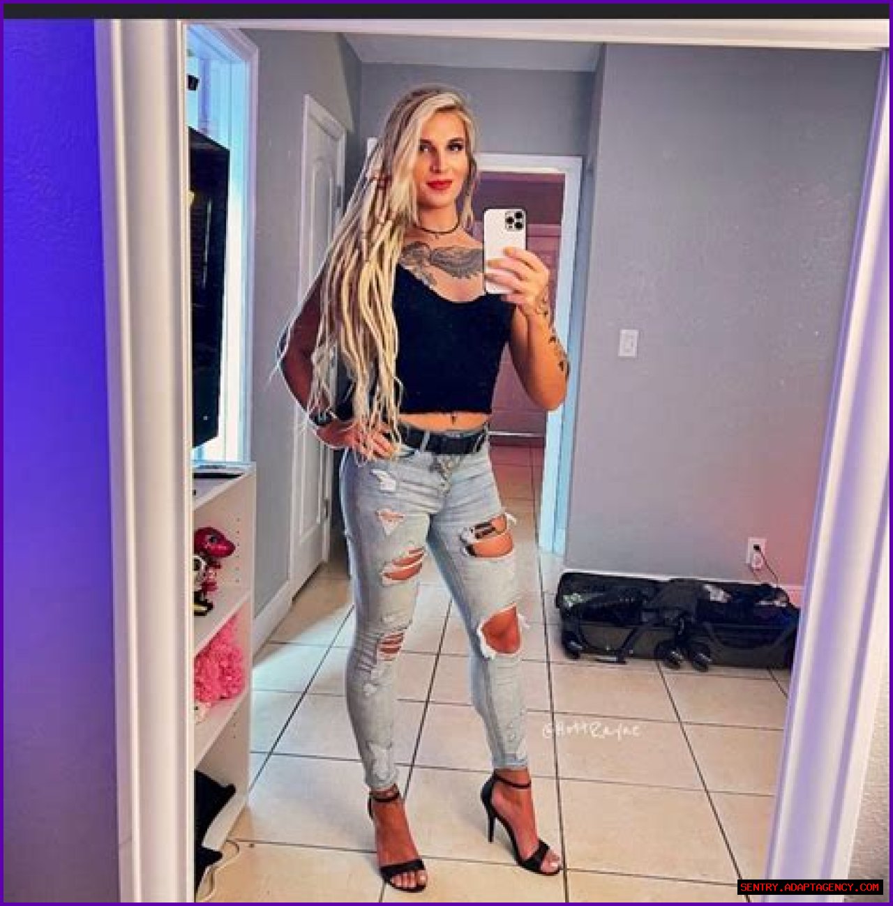 Electra Rayne Feet (35 photos) Sexy Feets