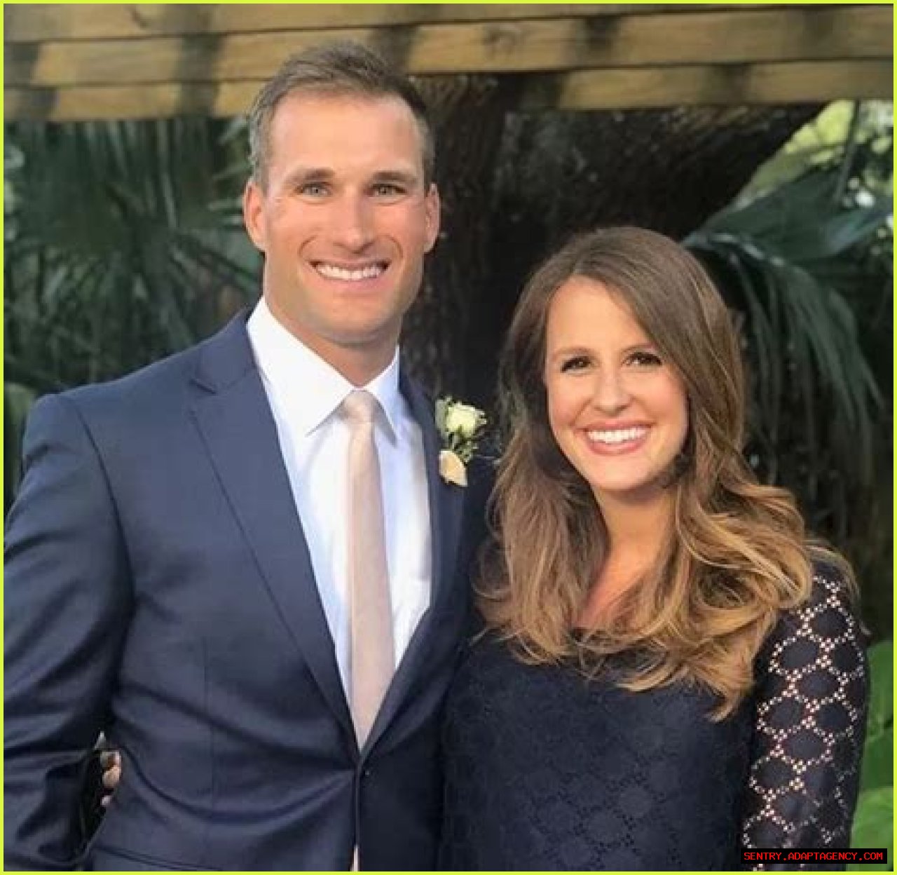 Julie Hampton - Bio, Age, Net Worth, Height, Married, Facts, Wiki