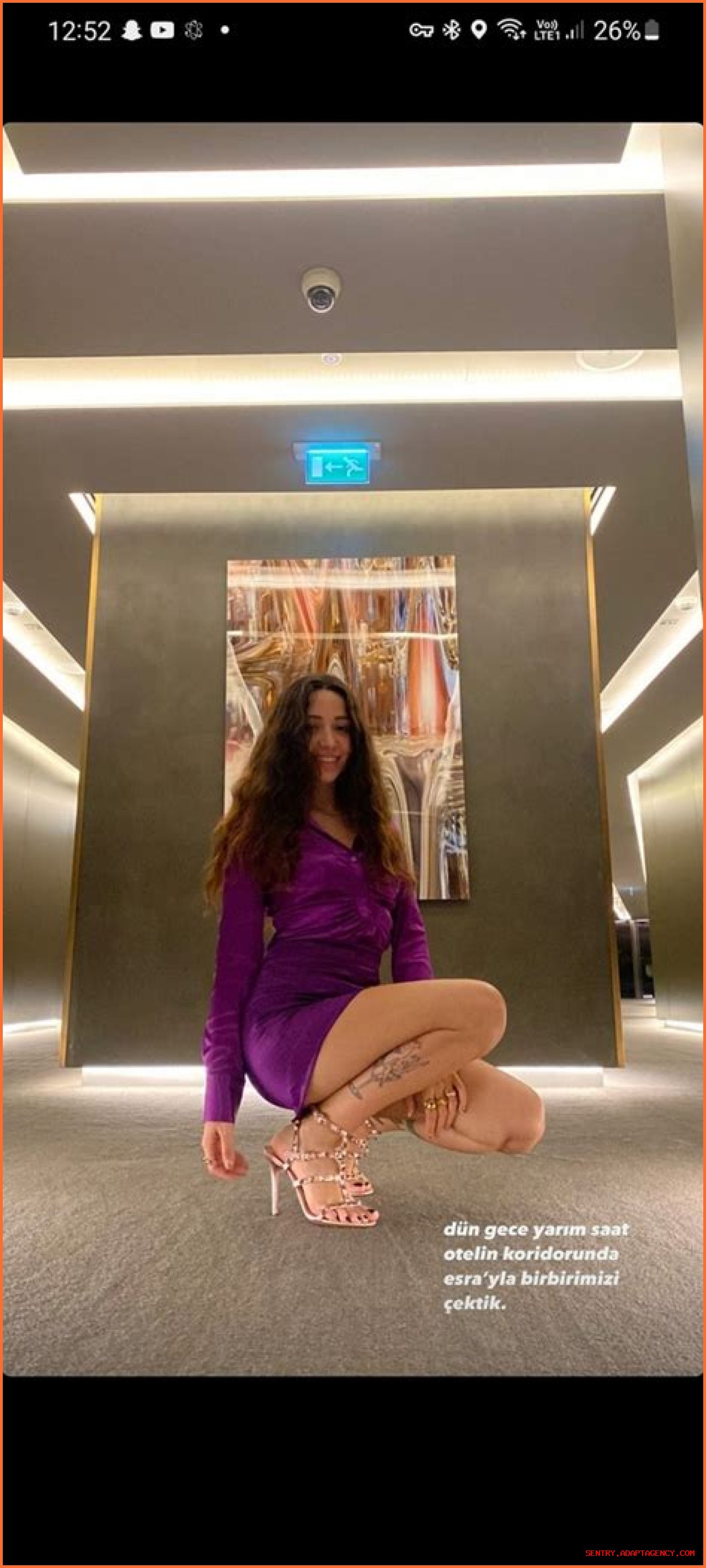 Zeynep Bastik Feet Sexy Feets